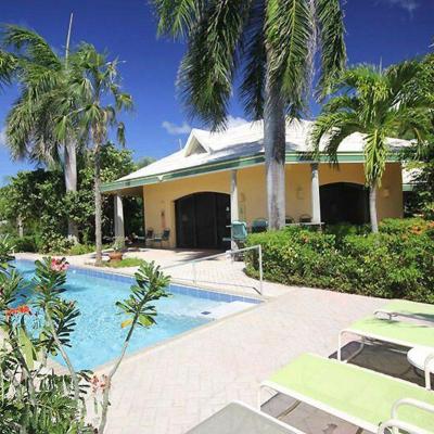 TENNIS VILLA