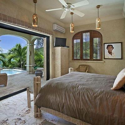 VILLA SEACOVE