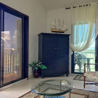 WHITE SEAGULL SUITE-3